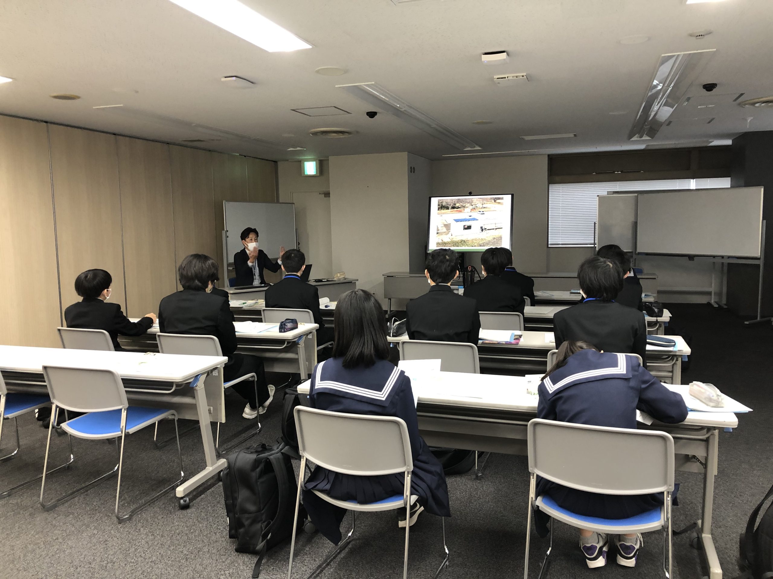 名古屋市千鳥丘中学校がSDGs活動での企業訪問で来社されました
