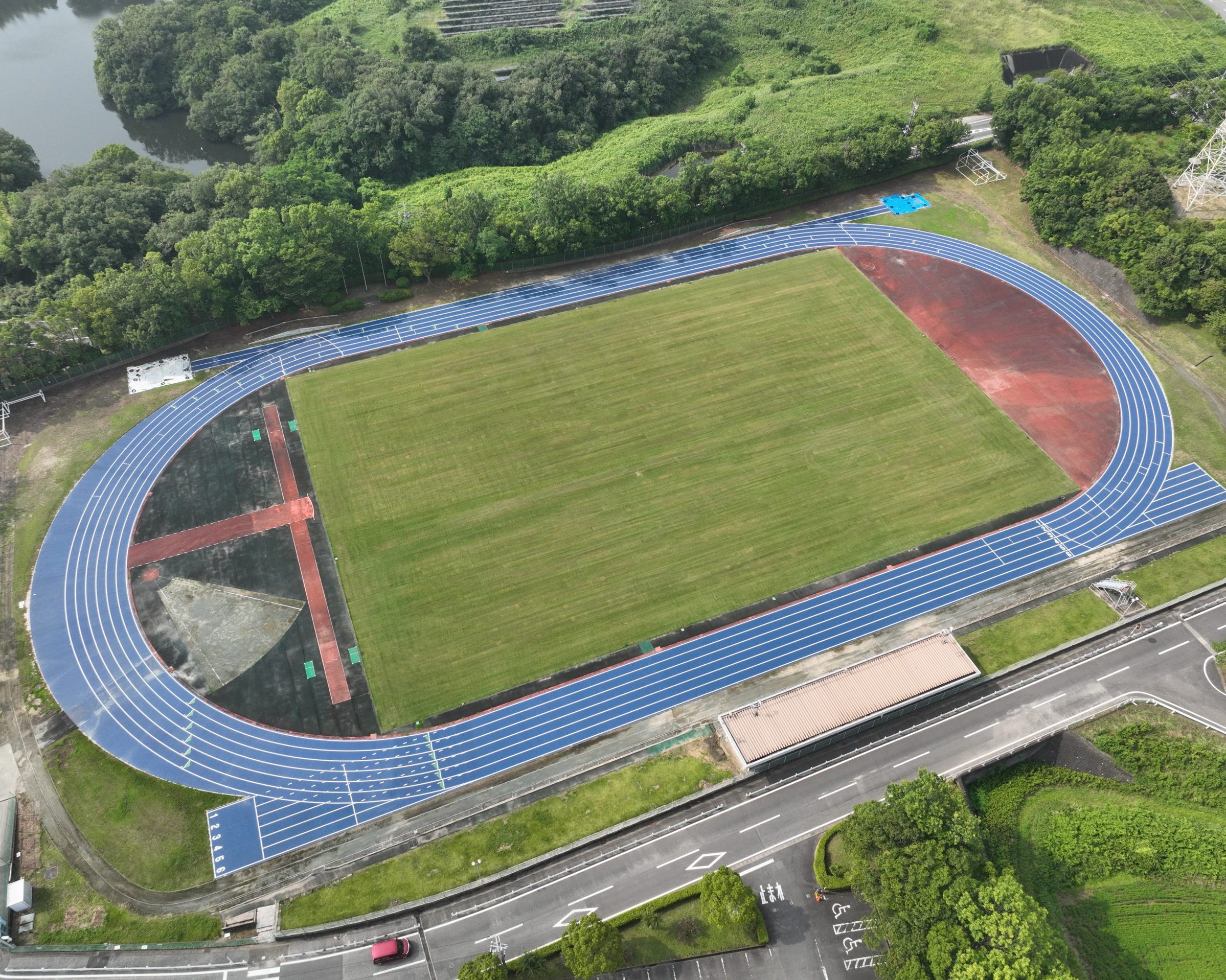 陸上競技場インフィールド改修工事