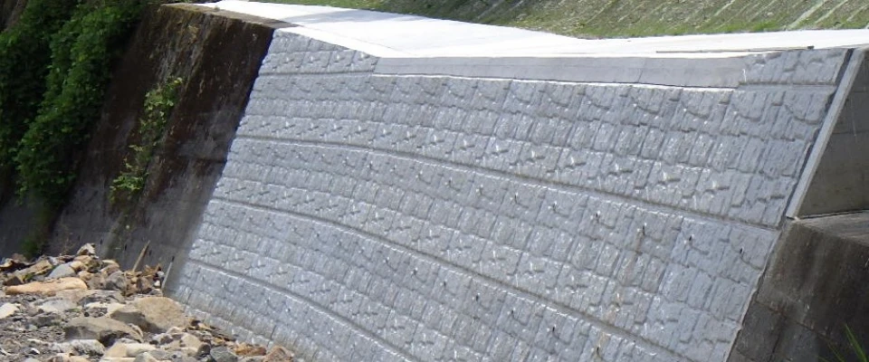 パンウォール工事（切土補強土壁） イメージ